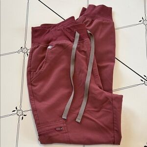 Women’s figs, scrub pants